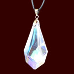 Kristall Drachentr�ne - Anh�nger mit Lederband